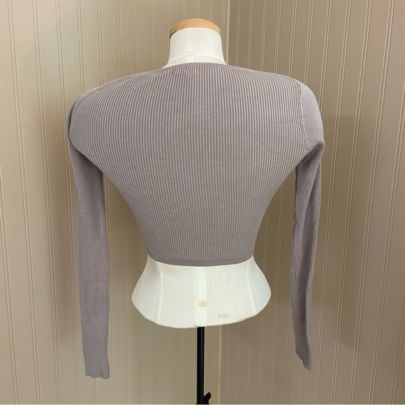 GARAGE Grey/Taupe Long Sleeve Ribbed Crop 
Top Women’s Small - Picture 3 of 7